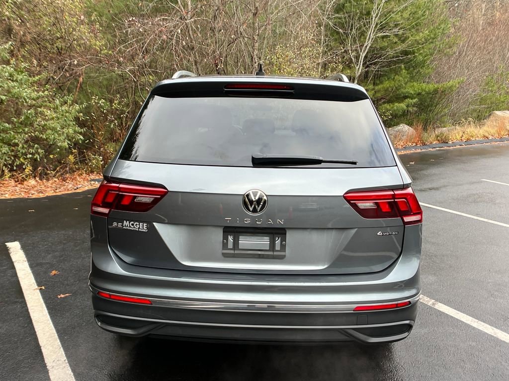 Used 2022 Volkswagen Tiguan 2.0T SE SUV