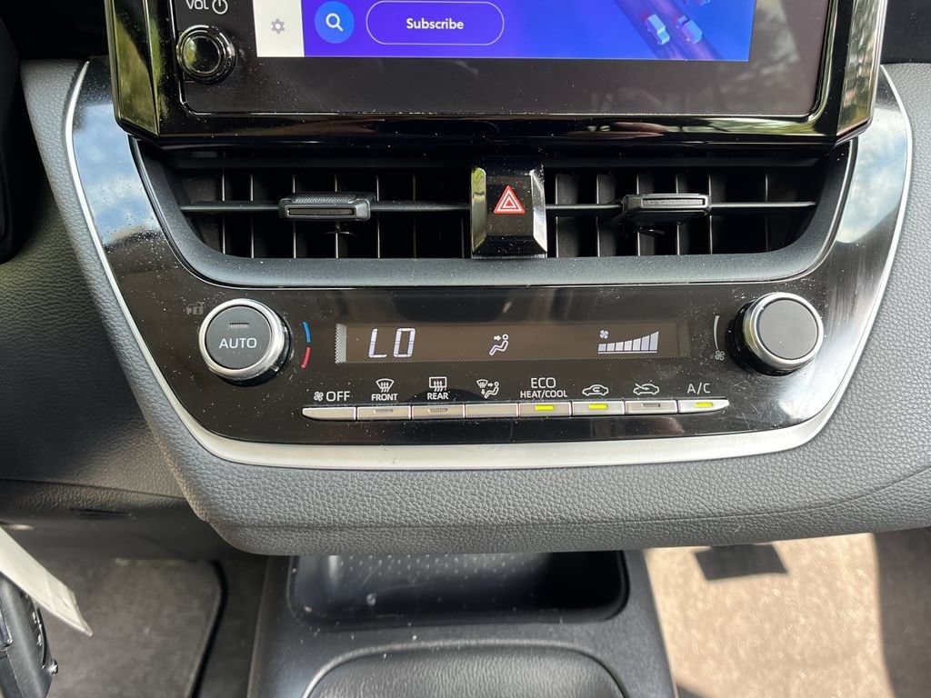 2023 Toyota Corolla LE - Photo 18