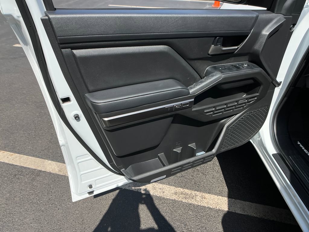 2026 Toyota Tacoma TRD Sport - Photo 12