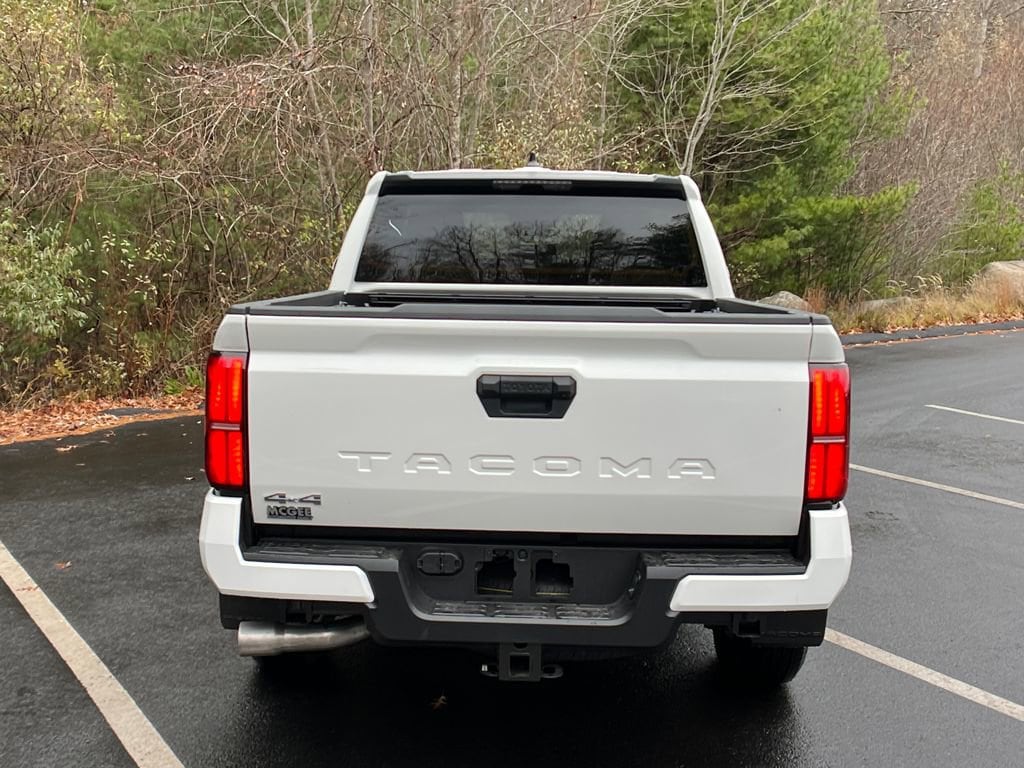 New 2025 Toyota Tacoma SR5 Truck Double Cab