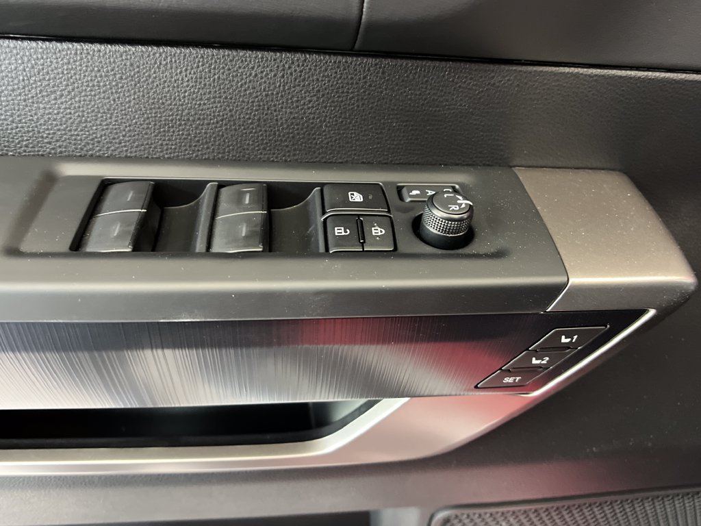2026 Toyota Tundra Platinum - Photo 11