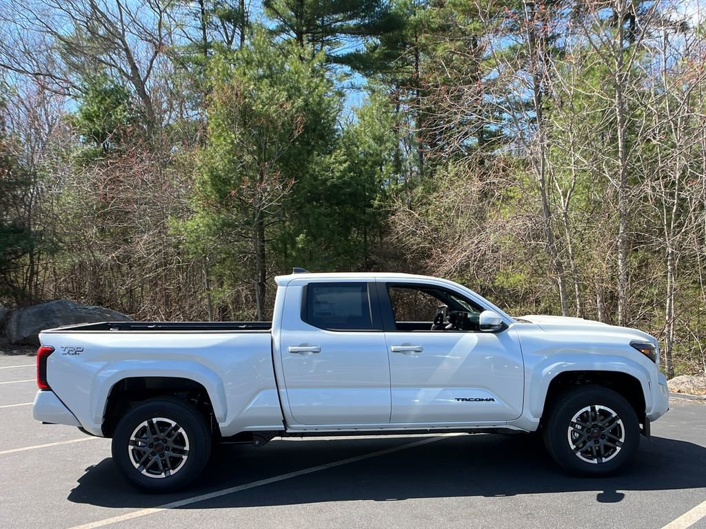 2026 Toyota Tacoma TRD Sport - Photo 6