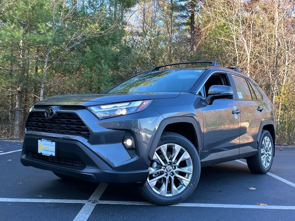 2025 Toyota RAV4 XLE Premium's photo