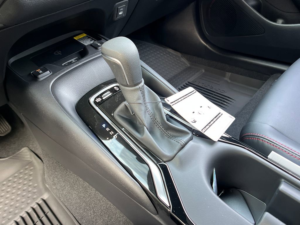 2026 Toyota Corolla XSE - Photo 20