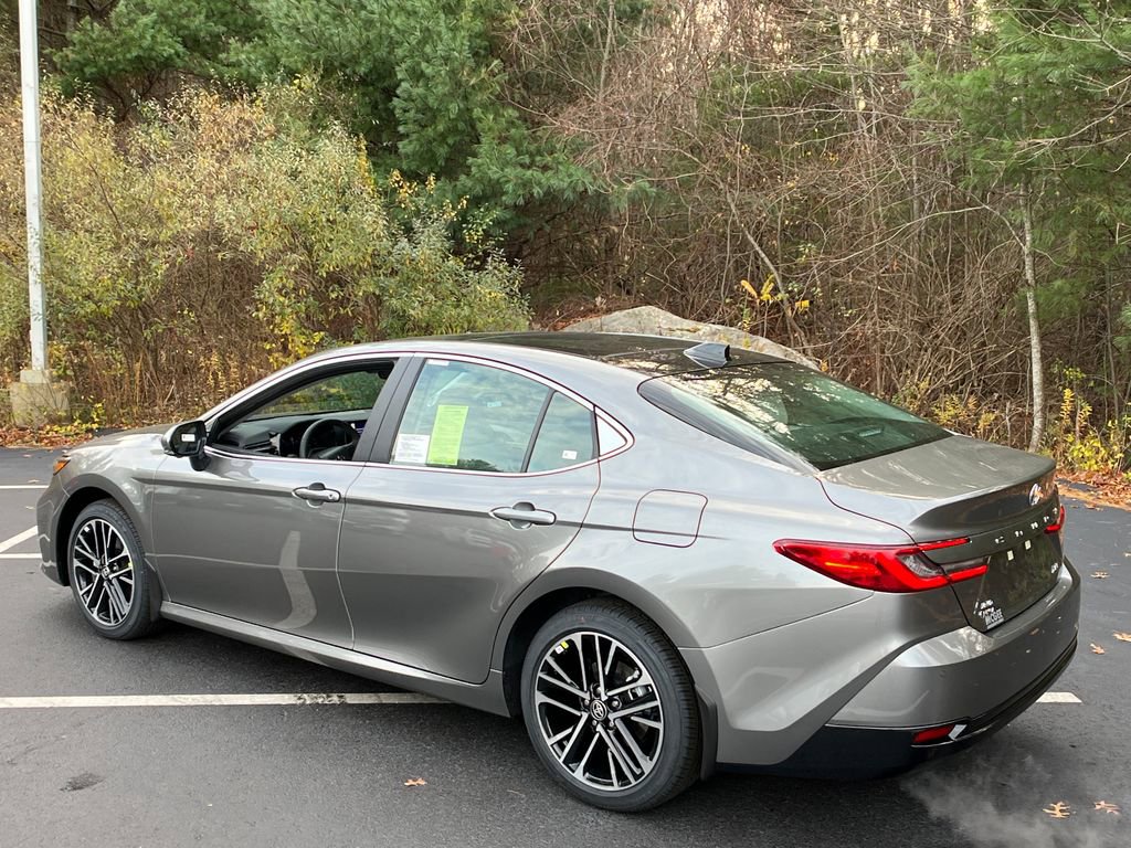 2026 Toyota Camry XLE photo 3