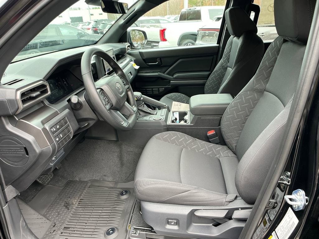 2026 Toyota Tacoma SR5 - Photo 9