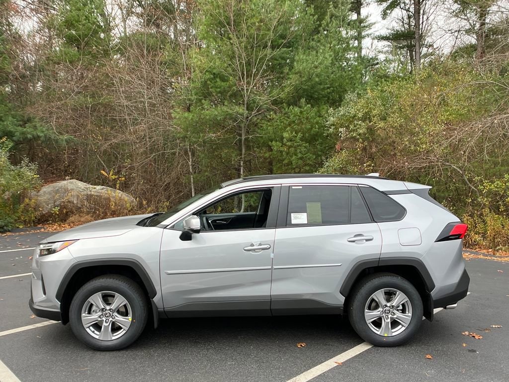 New 2025 Toyota RAV4 XLE SUV