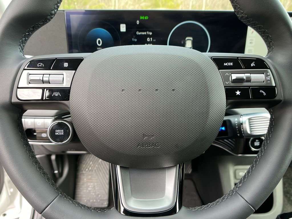2025 Hyundai IONIQ 5 SEL - Photo 14