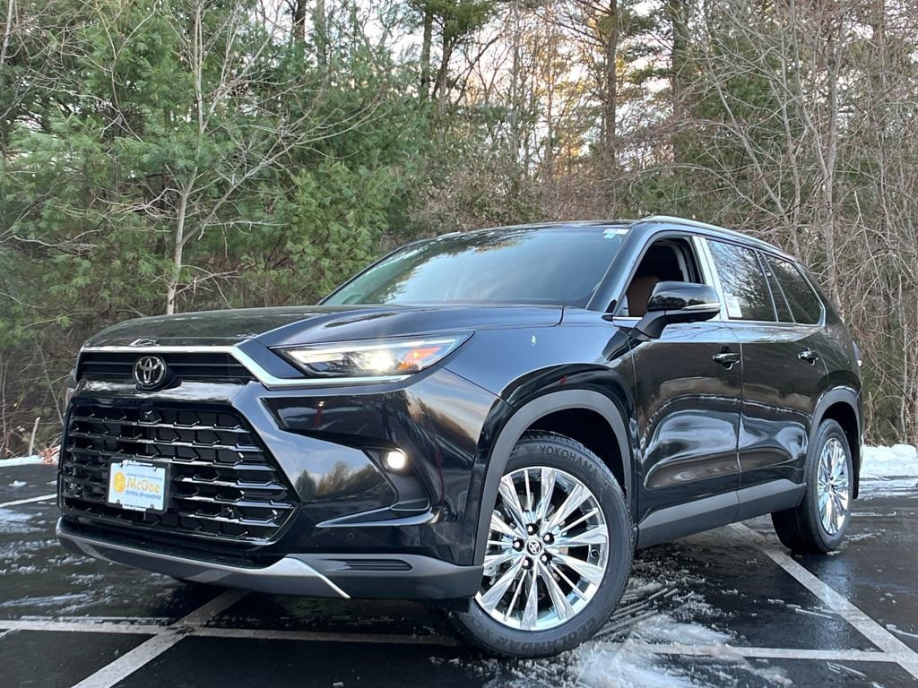 2026 Toyota Grand Highlander Platinum's photo