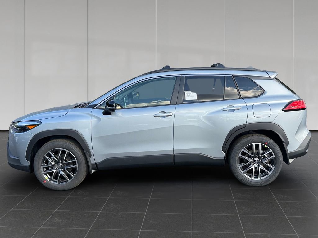 2026 Toyota Corolla Cross XLE photo 2