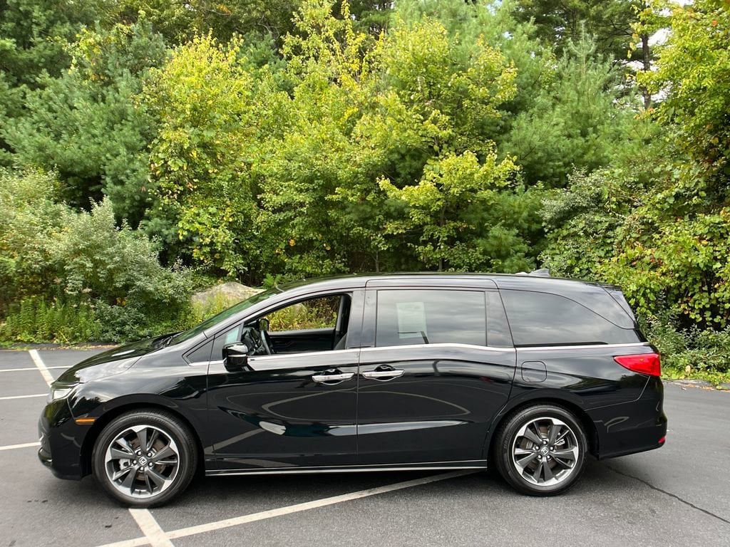 Used 2024 Honda Odyssey Elite Van