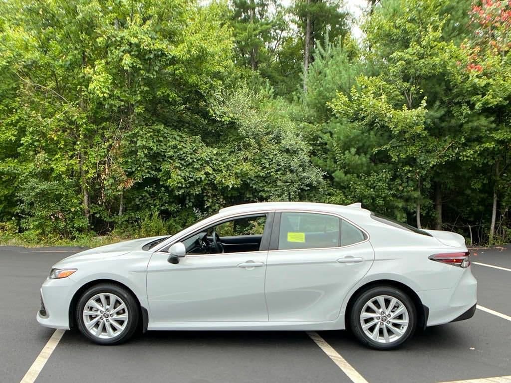 Used 2022 Toyota Camry LE with VIN 4T1C11AK0NU055575 for sale in Hanover, MA