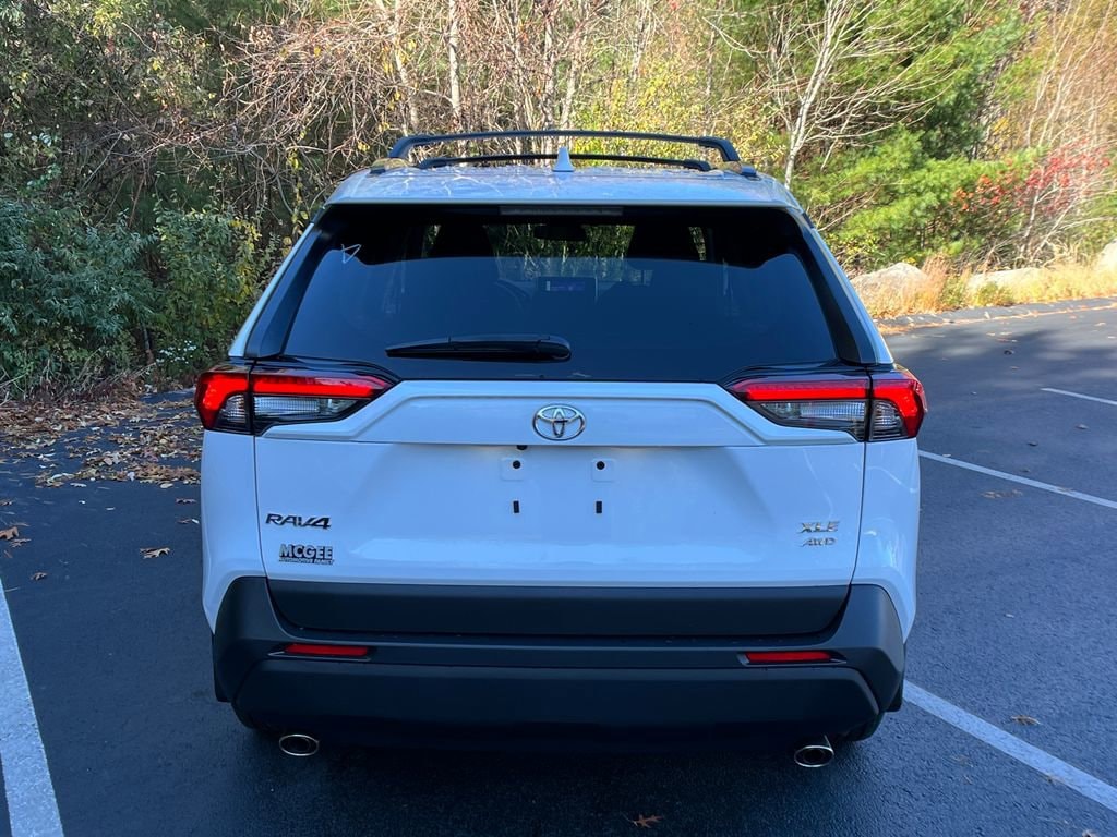 New 2025 Toyota RAV4 XLE SUV