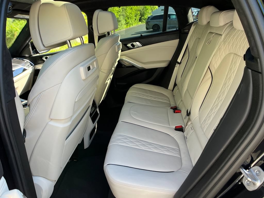 2021 BMW X6 M50i - Photo 20