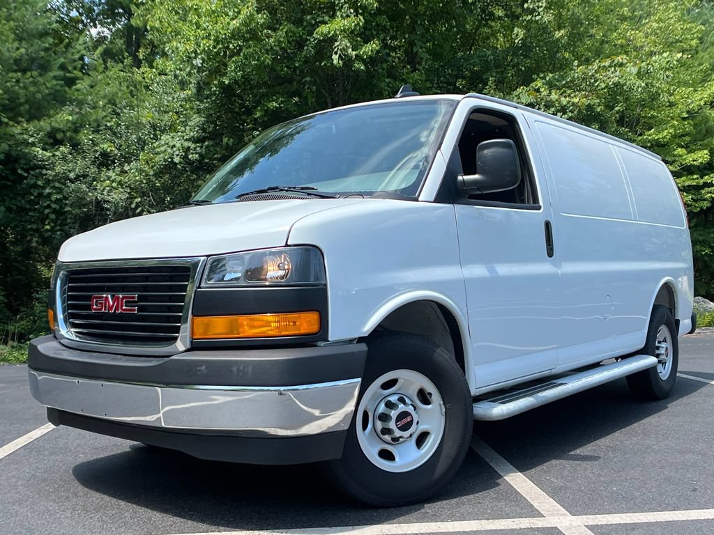 2025 GMC Savana Cargo Van