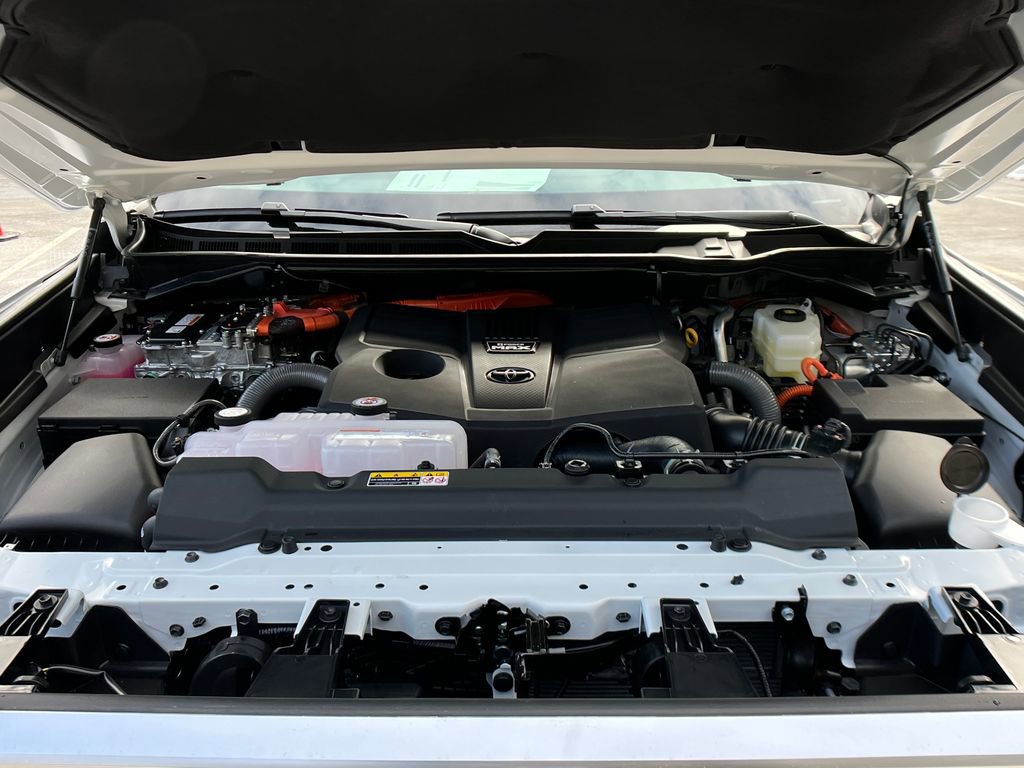 2026 Toyota Tundra Limited - Photo 22