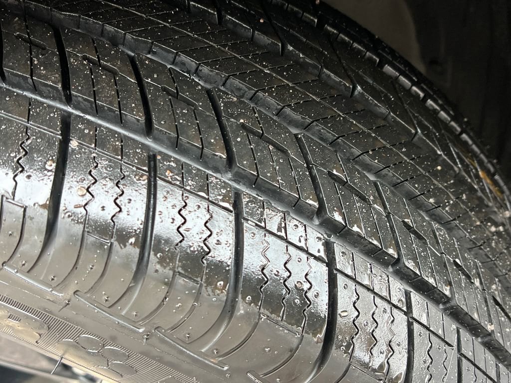 2023 Kia Sportage EX - Photo 25