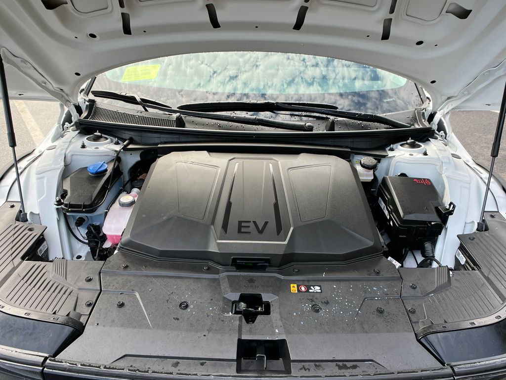 2025 Hyundai IONIQ 5 SEL - Photo 22