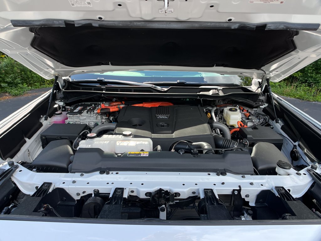 2026 Toyota Sequoia Platinum - Photo 24