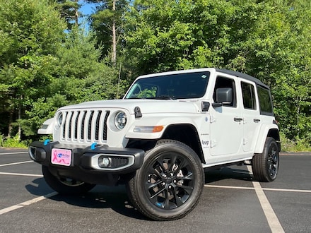 2023 Jeep Wrangler 4xe Sahara SUV