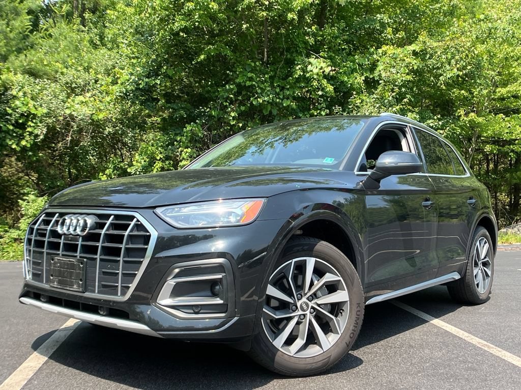 2021 Audi Q5 45 Premium Plus's photo