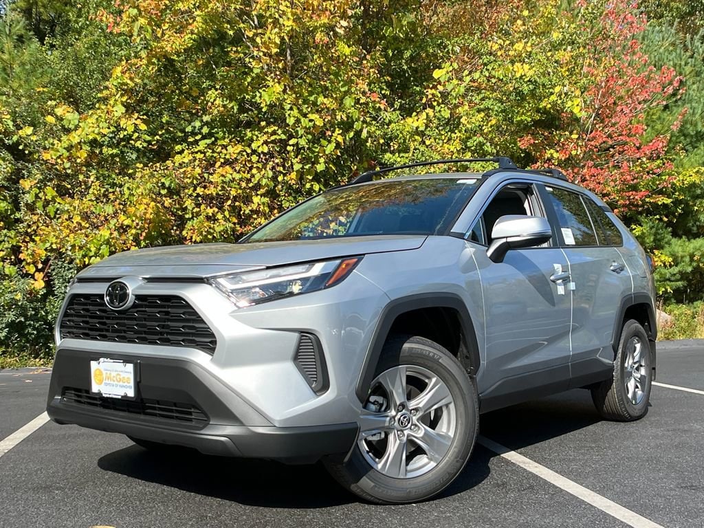 New 2025 Toyota RAV4 XLE SUV