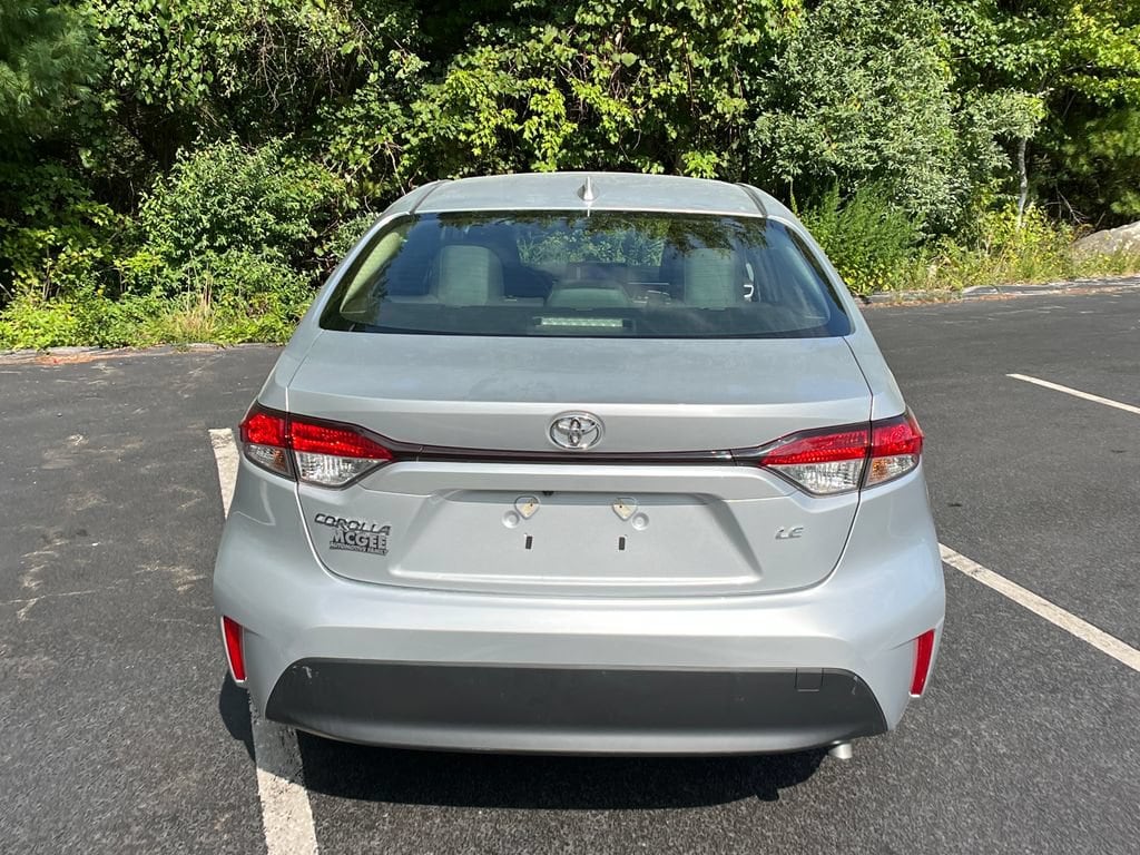 2023 Toyota Corolla LE - Photo 4