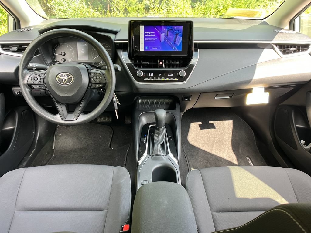 2023 Toyota Corolla LE - Photo 15