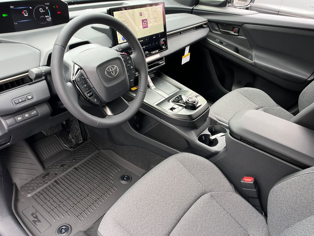 2026 Toyota bZ XLE - Photo 10