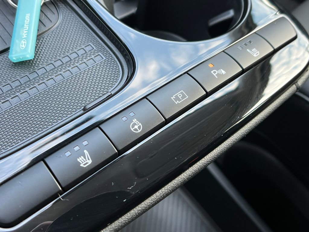 2025 Hyundai IONIQ 5 SEL - Photo 28