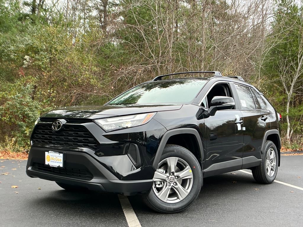 New 2025 Toyota RAV4 XLE SUV