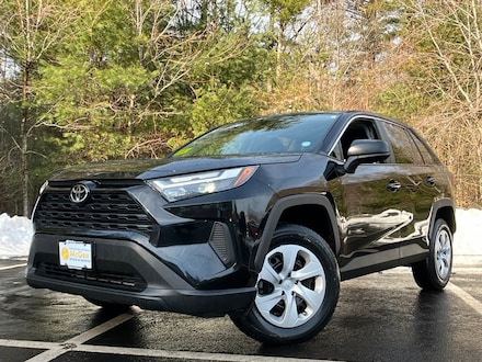 2024 Toyota RAV4 LE SUV