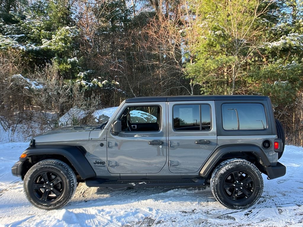 Used 2022 Jeep Wrangler Unlimited Sport SUV