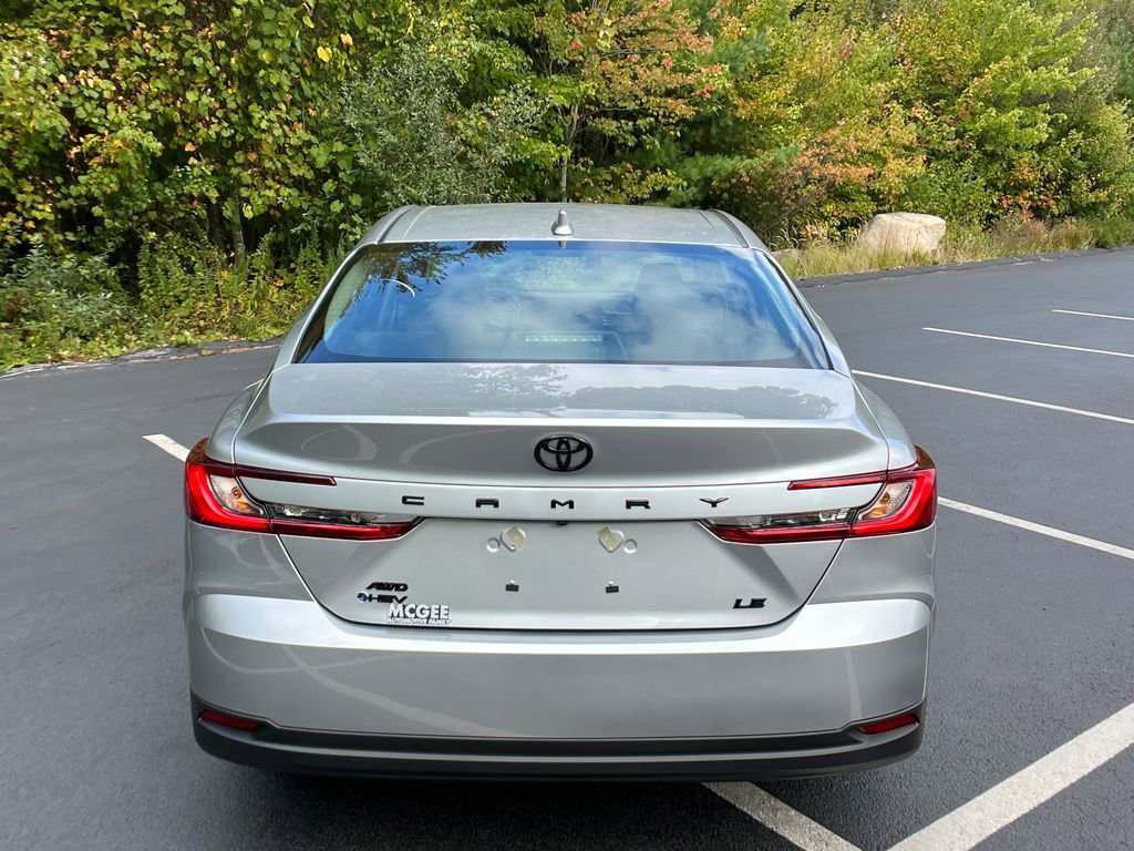 2026 Toyota Camry LE photo 3