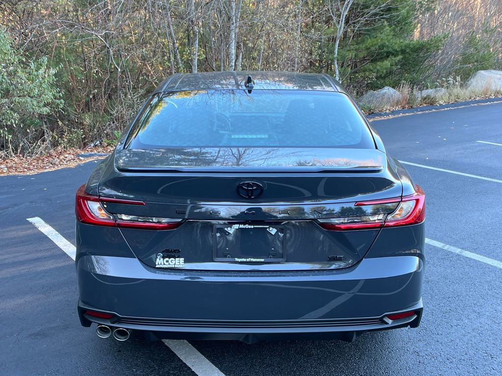 2026 Toyota Camry SE photo 4