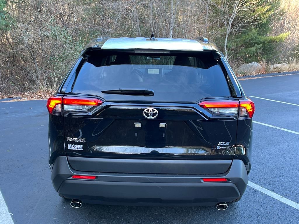 New 2025 Toyota RAV4 Hybrid XLE Premium SUV