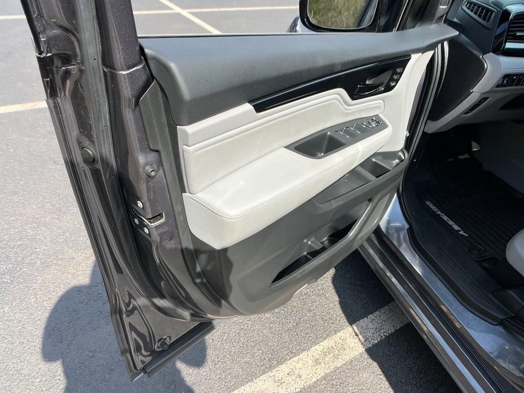 2022 Honda Odyssey Elite - Photo 12