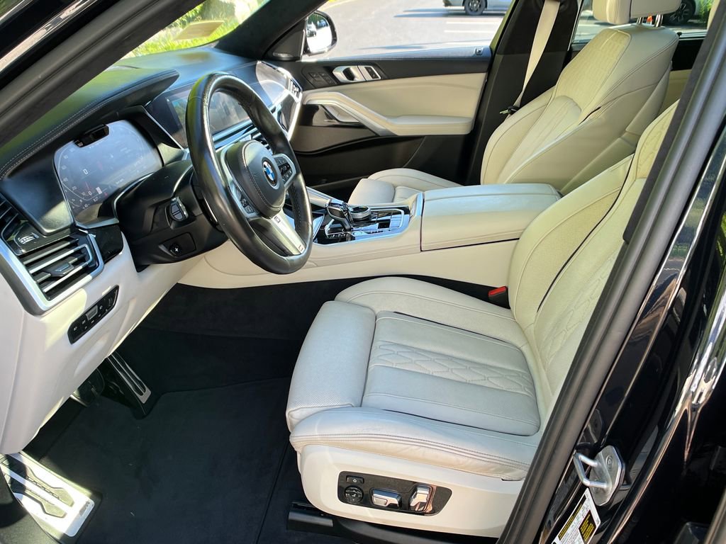 2021 BMW X6 M50i - Photo 9