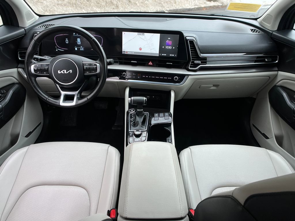 2023 Kia Sportage EX - Photo 13