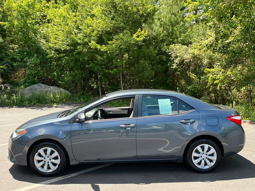 Used 2014 Toyota Corolla LE with VIN 2T1BURHE8EC177135 for sale in Hanover, MA