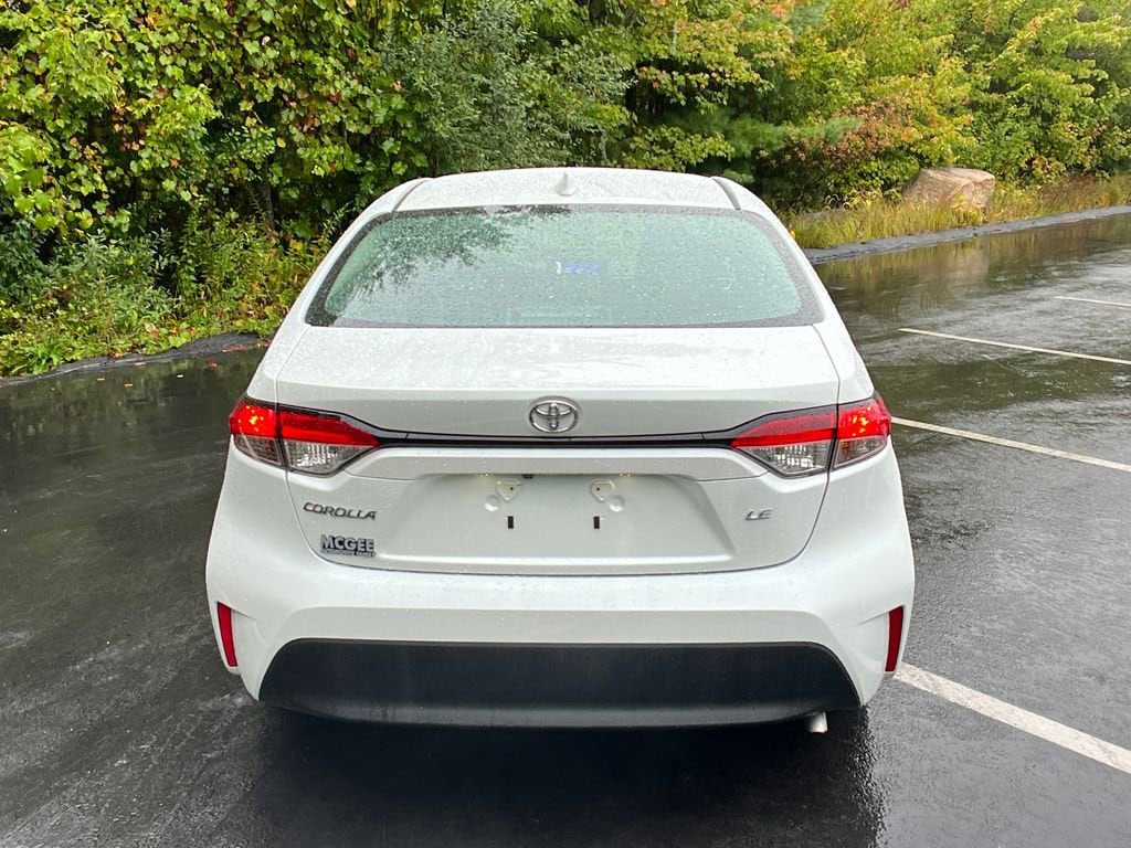 Used 2024 Toyota Corolla LE Sedan