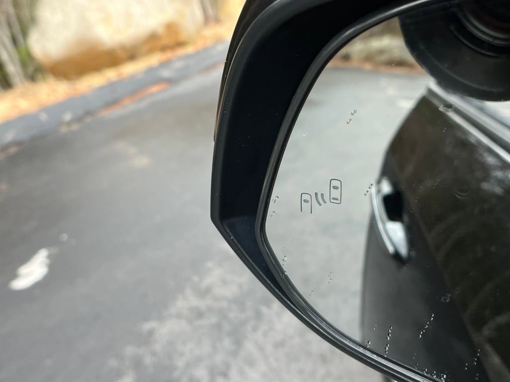 2025 Toyota RAV4 Limited - Photo 27