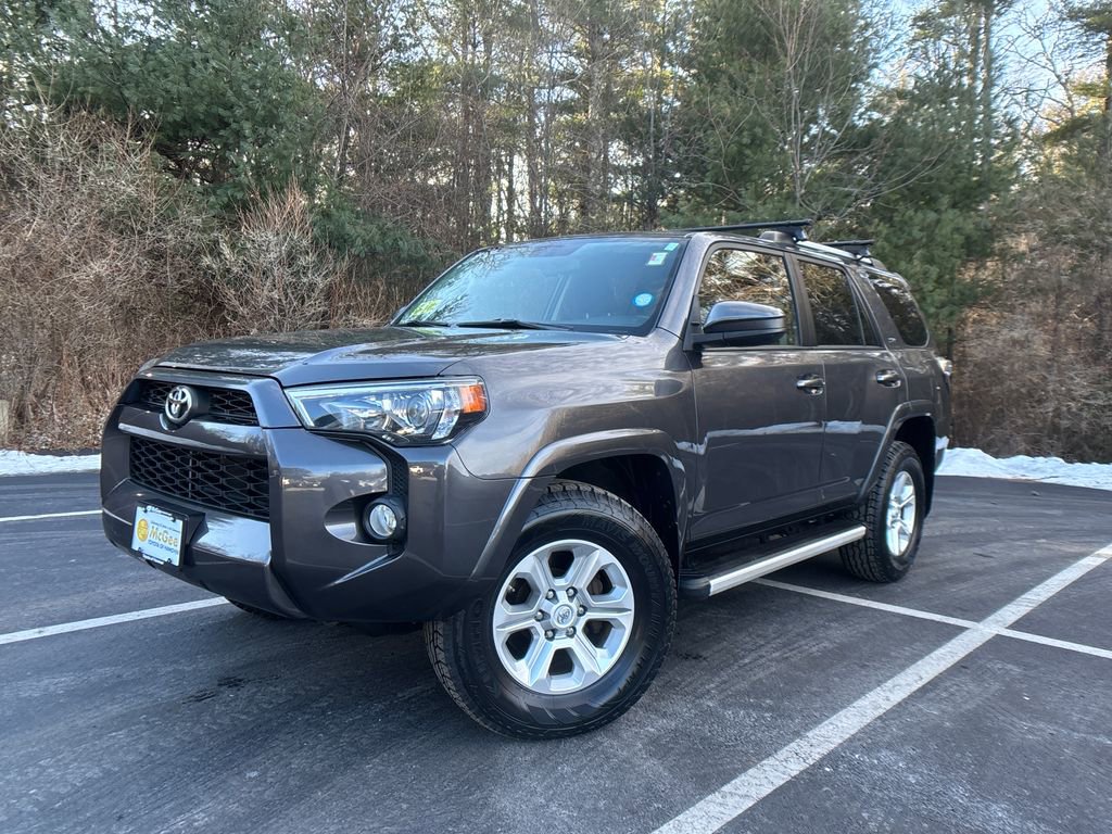 2019 Toyota 4Runner SR5's photo