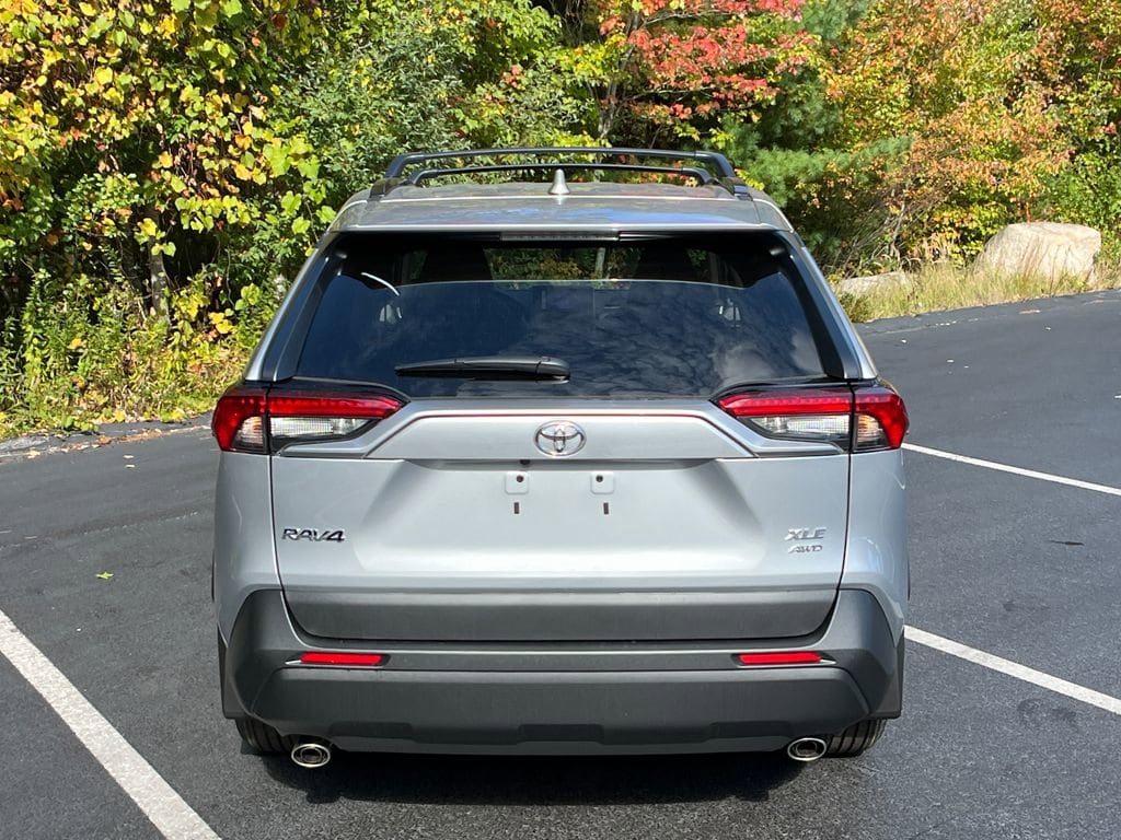 New 2025 Toyota RAV4 XLE SUV