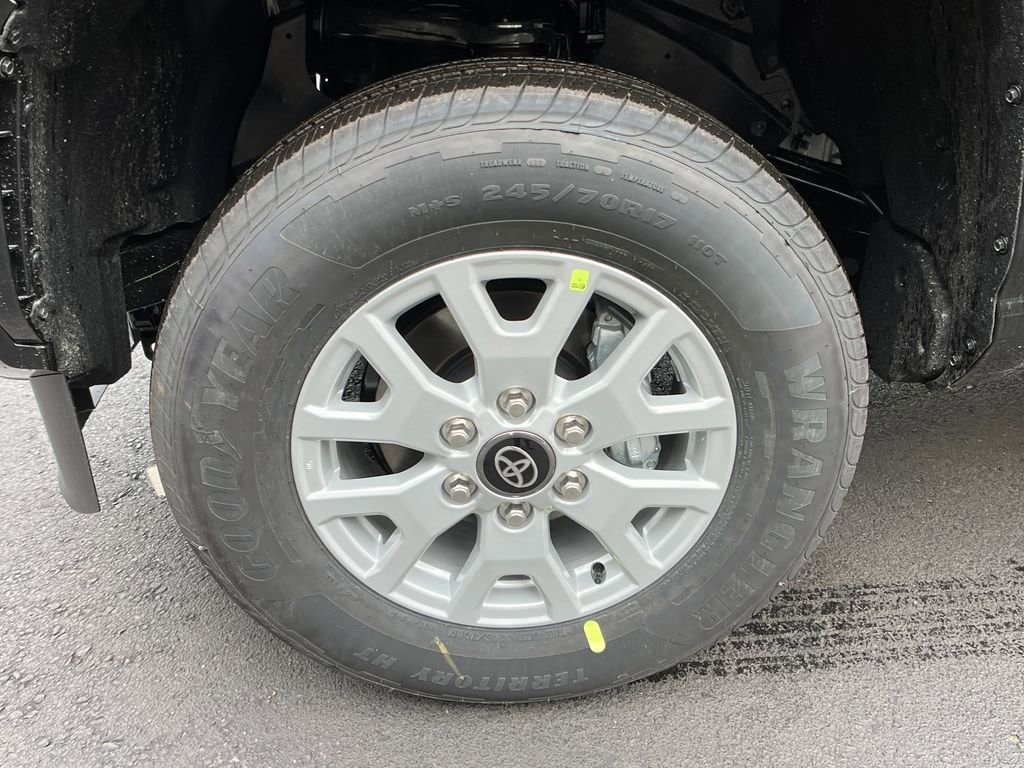2026 Toyota Tacoma SR5 - Photo 24