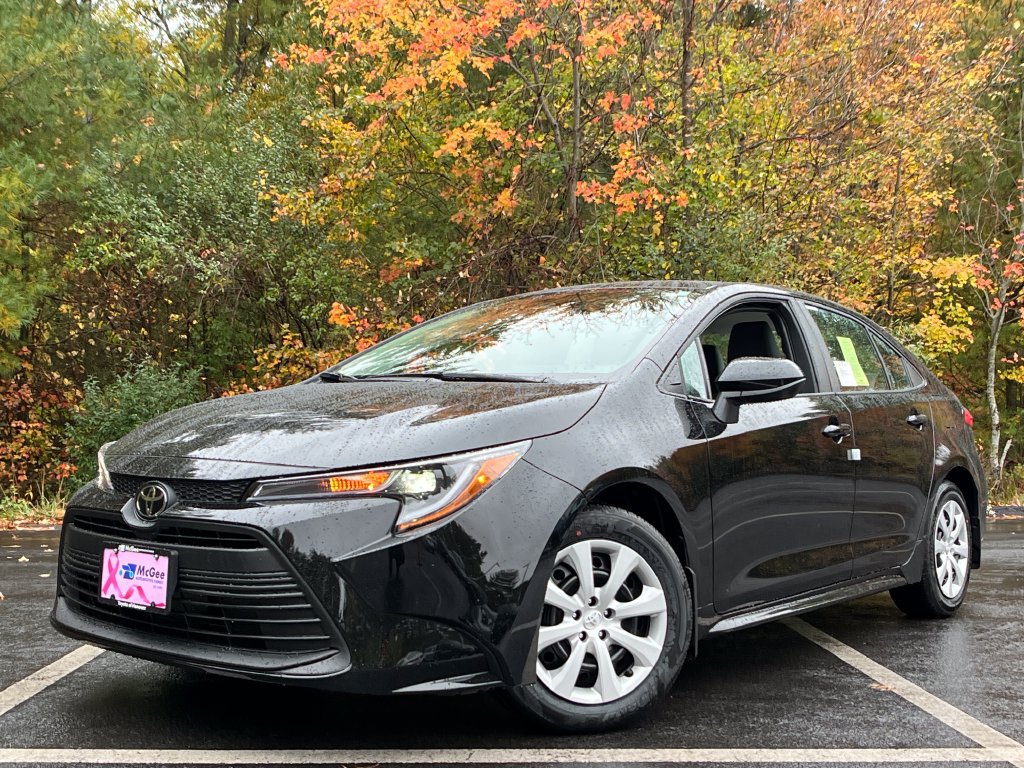 2027 Toyota Corolla LE