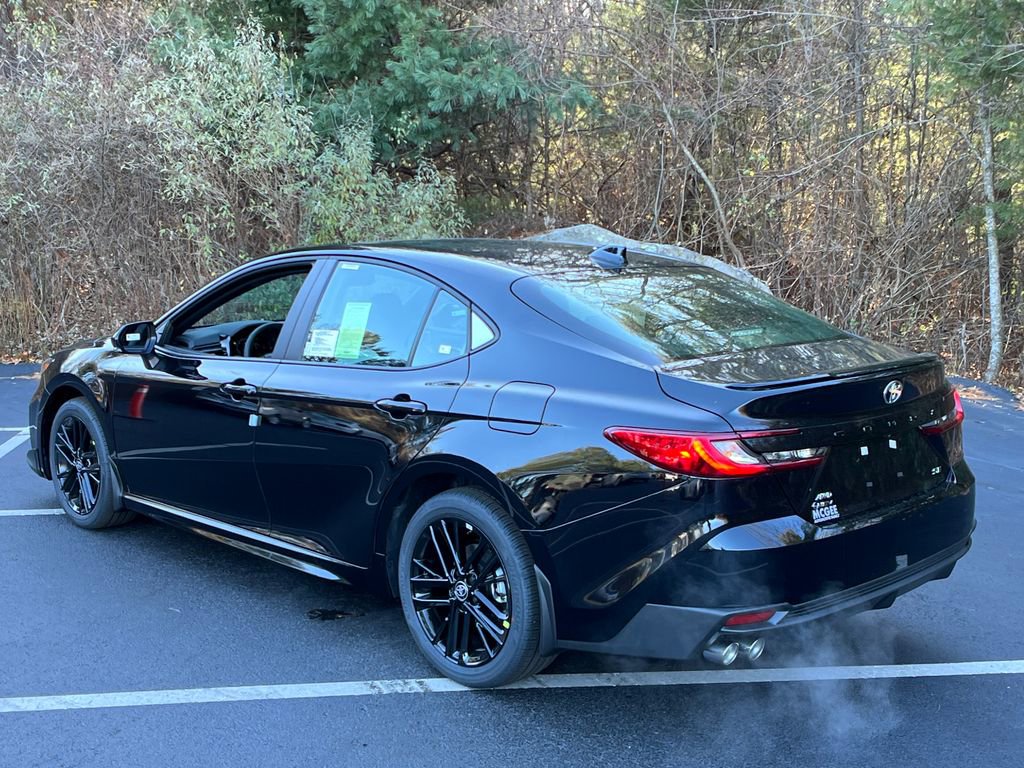 2026 Toyota Camry SE photo 2