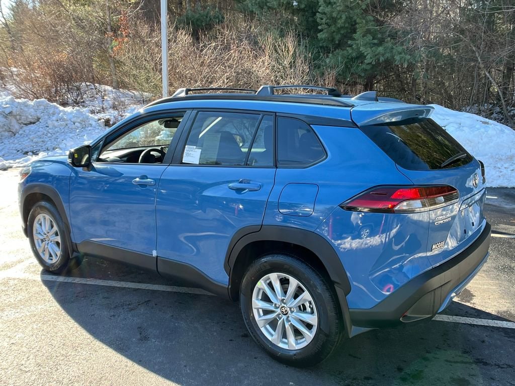 New 2026 Toyota Corolla Cross LE SUV