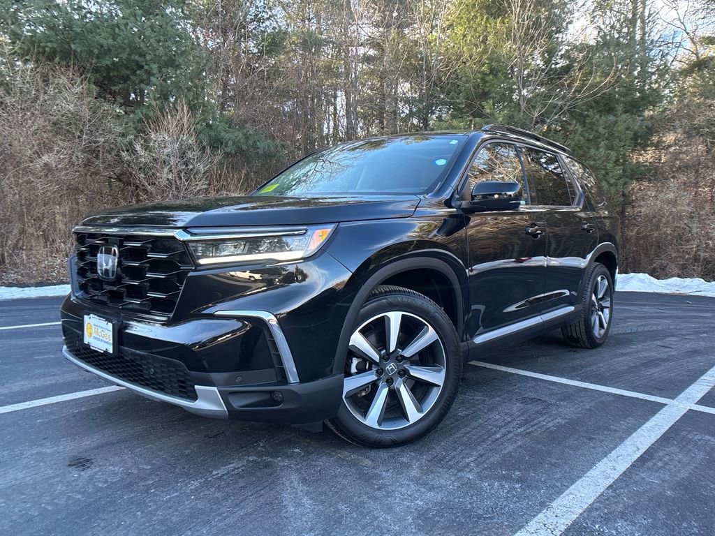2023 Honda Pilot Touring's photo