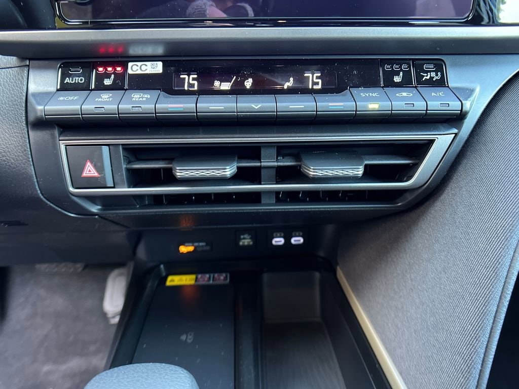 2026 Toyota Camry LE - Photo 17